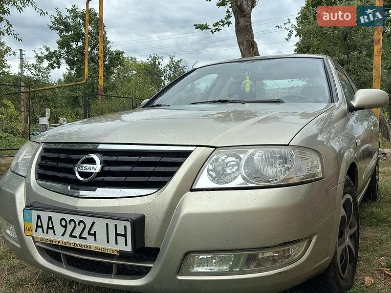 Nissan Almera