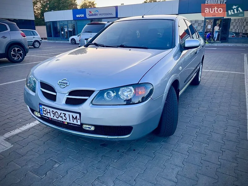 Nissan Almera