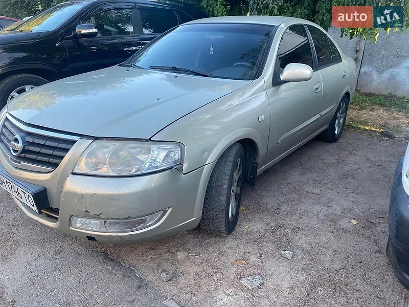 Nissan Almera