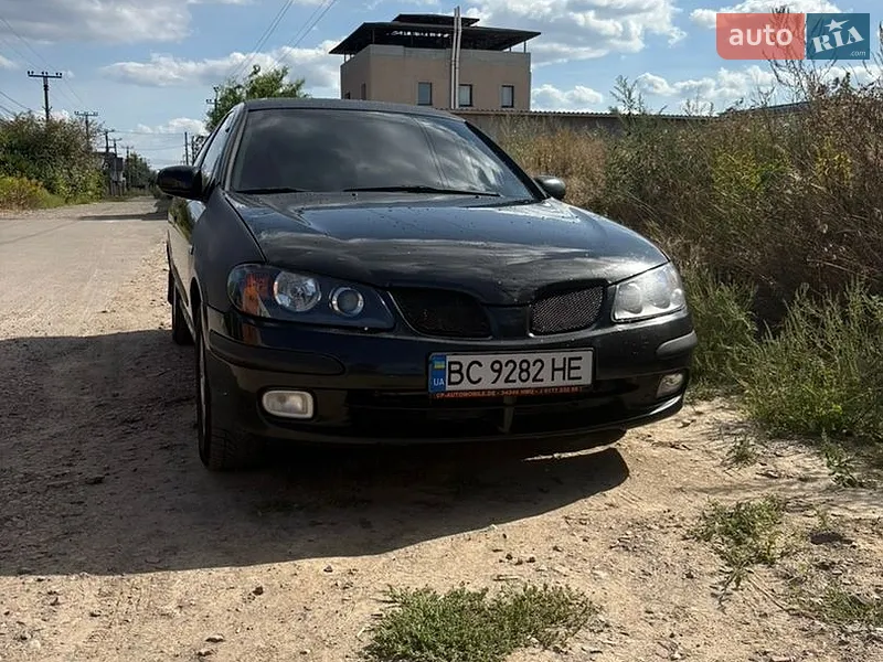 Nissan Almera 2001