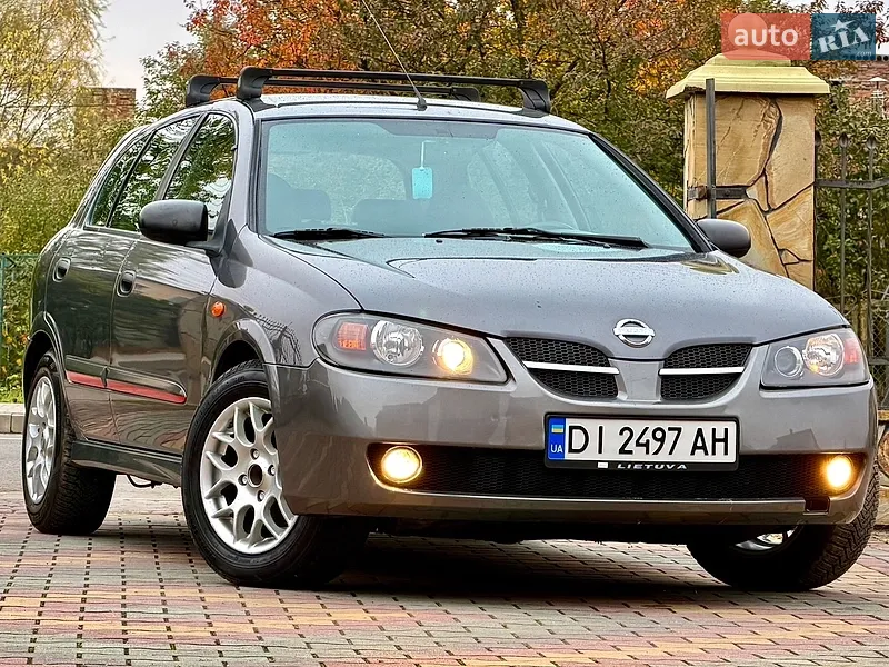 Nissan Almera