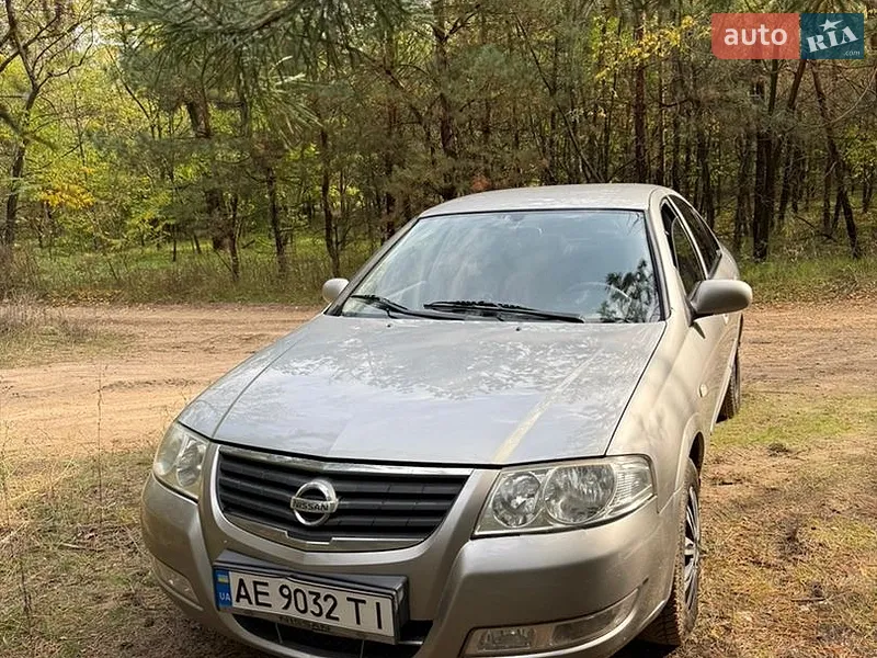 Nissan Almera