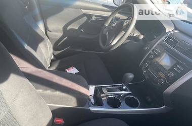 Седан Nissan Altima 2014 в 