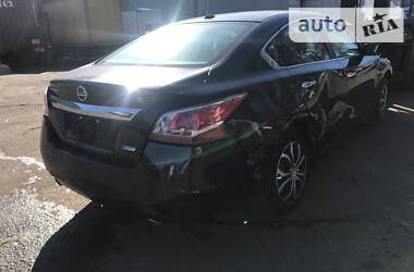 Седан Nissan Altima 2014 в 