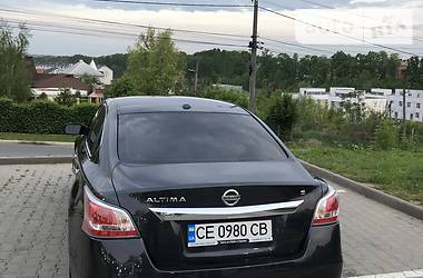 Седан Nissan Altima 2015 в Черновцах