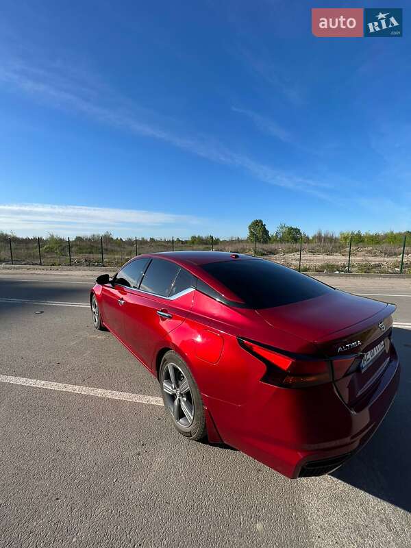 Седан Nissan Altima 2018 в Днепре фото 12 Седан Nissan Altima 2018 в Днепре