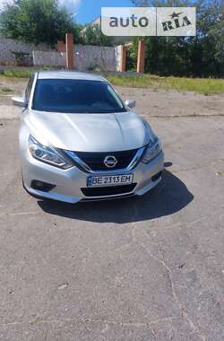 Седан Nissan Altima 2017 в Миколаєві