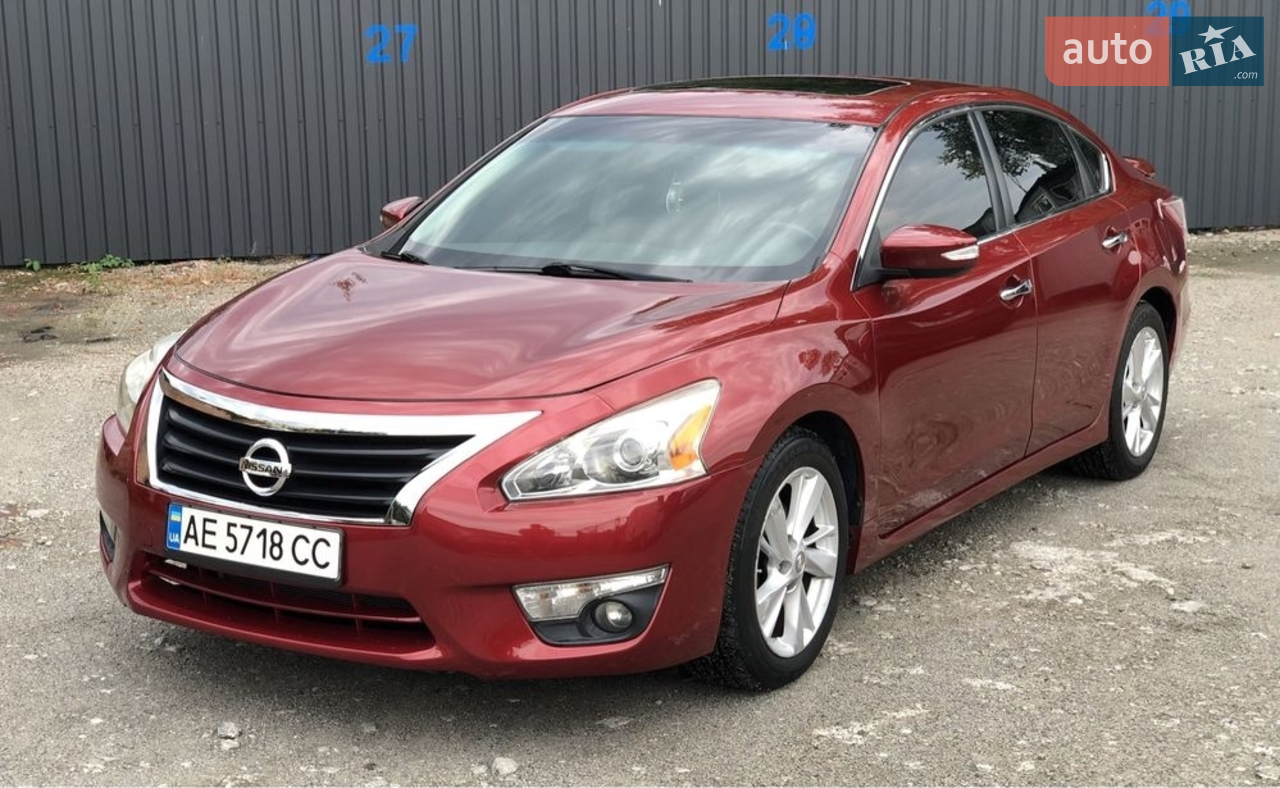 2012 Nissan Altima - мініатюра 16