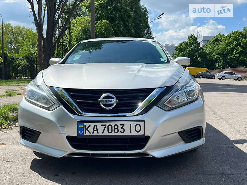 Седан Nissan Altima 2017 в Дніпрі