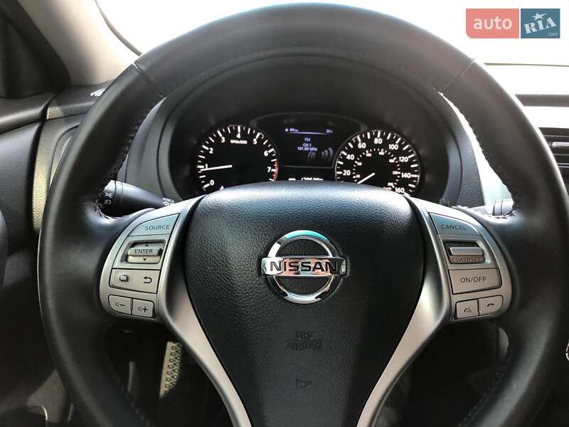 Седан Nissan Altima 2013 в Одесі