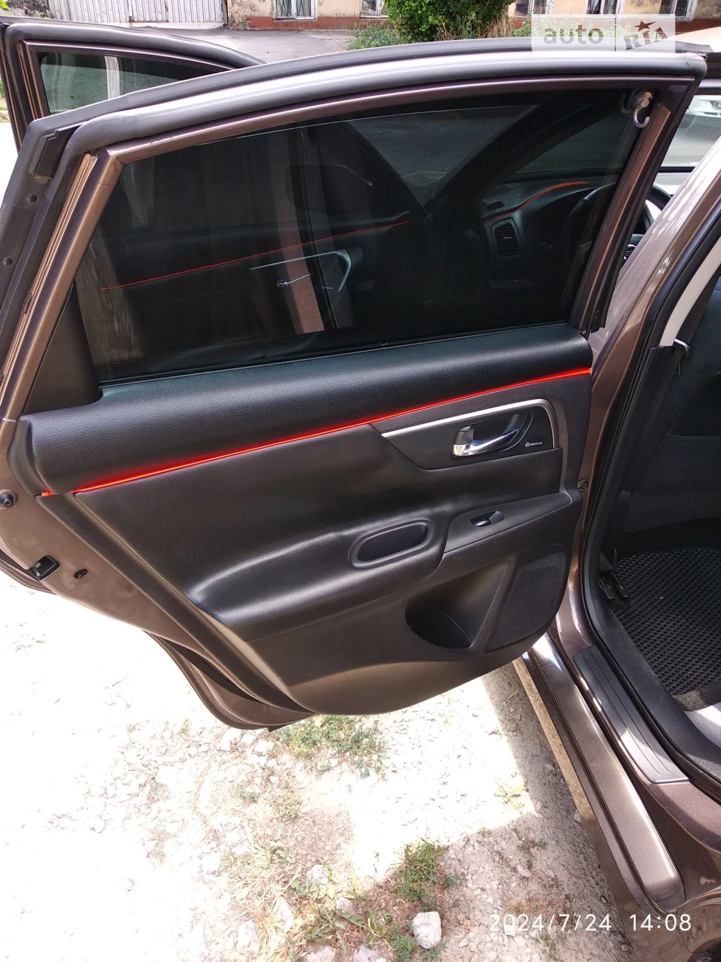 2015 Nissan Altima - мініатюра 39
