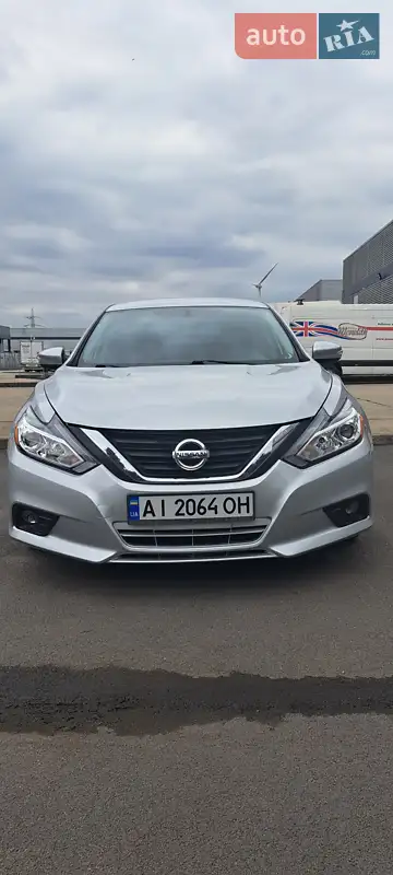 Nissan Altima