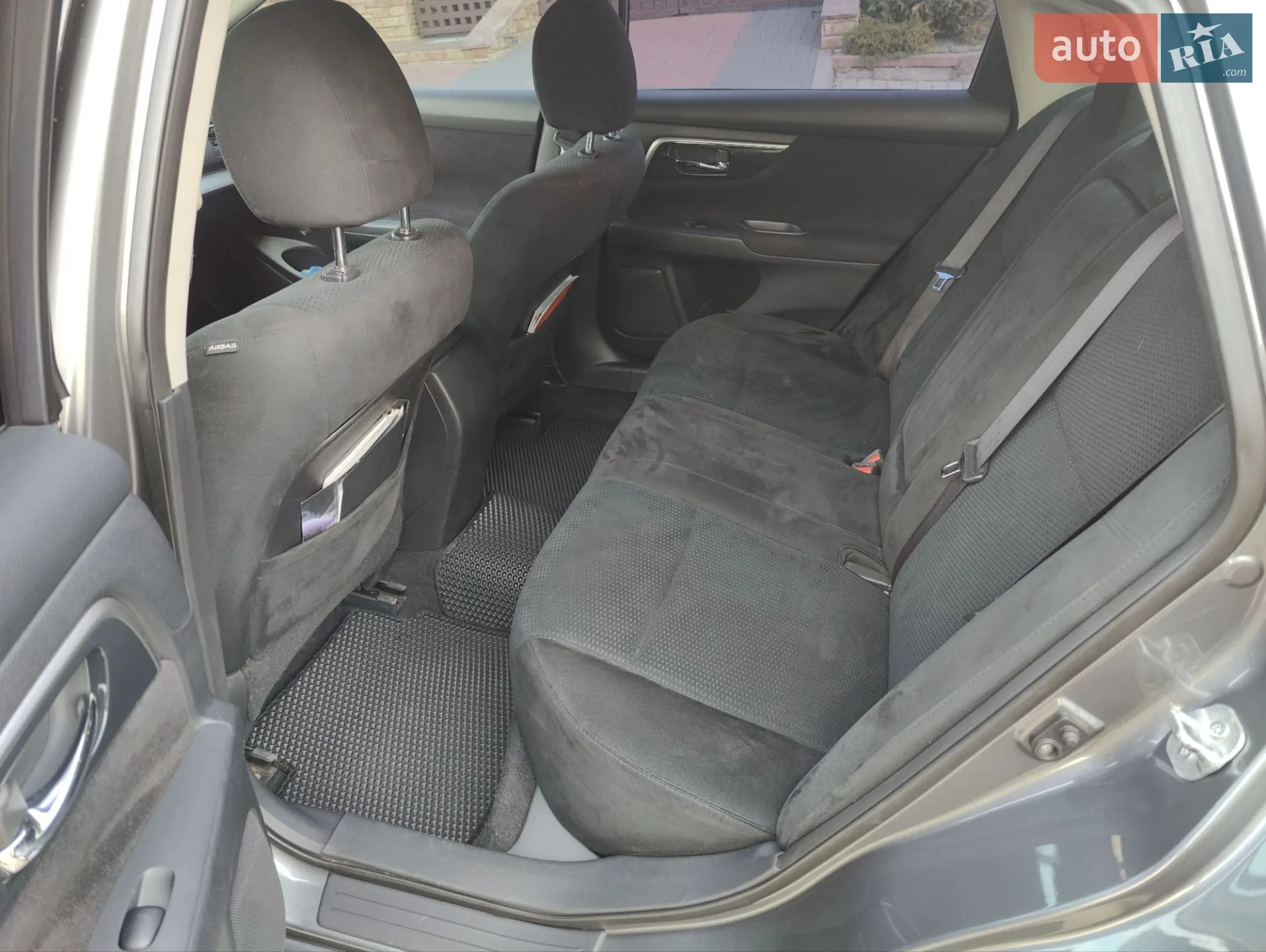 2015 Nissan Altima - мініатюра 10