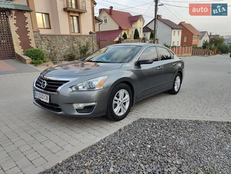 Nissan Altima 2015