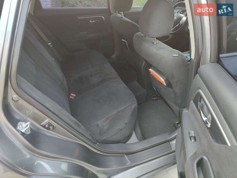 Седан Nissan Altima 2015 в Хмельницком фото 11 Седан Nissan Altima 2015 в Хмельницком