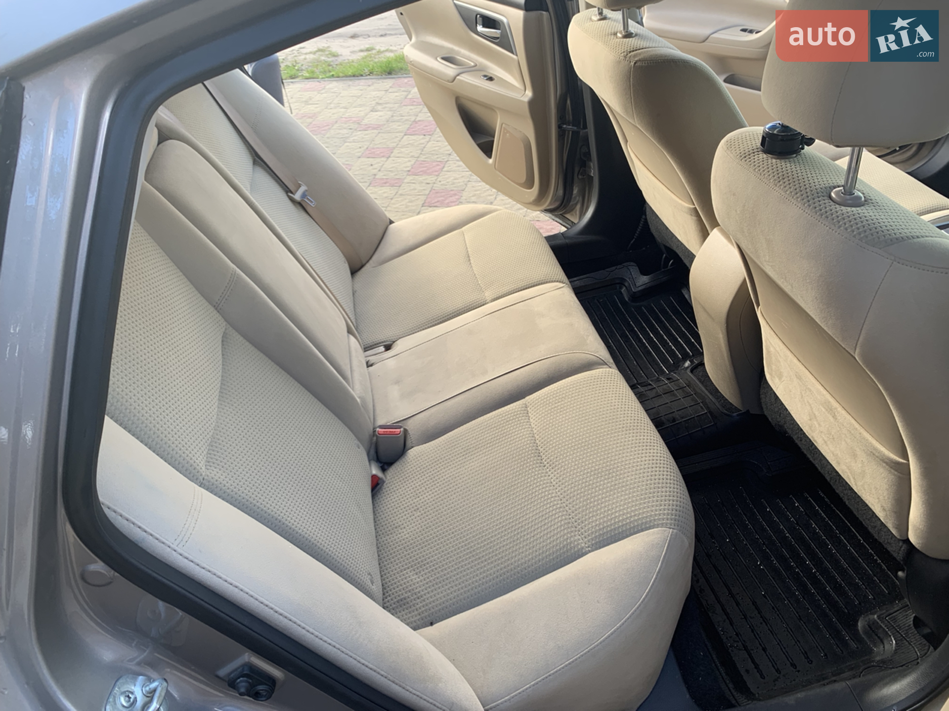 2015 Nissan Altima - мініатюра 11