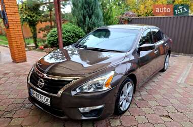 Седан Nissan Altima 2013 в Запорожье