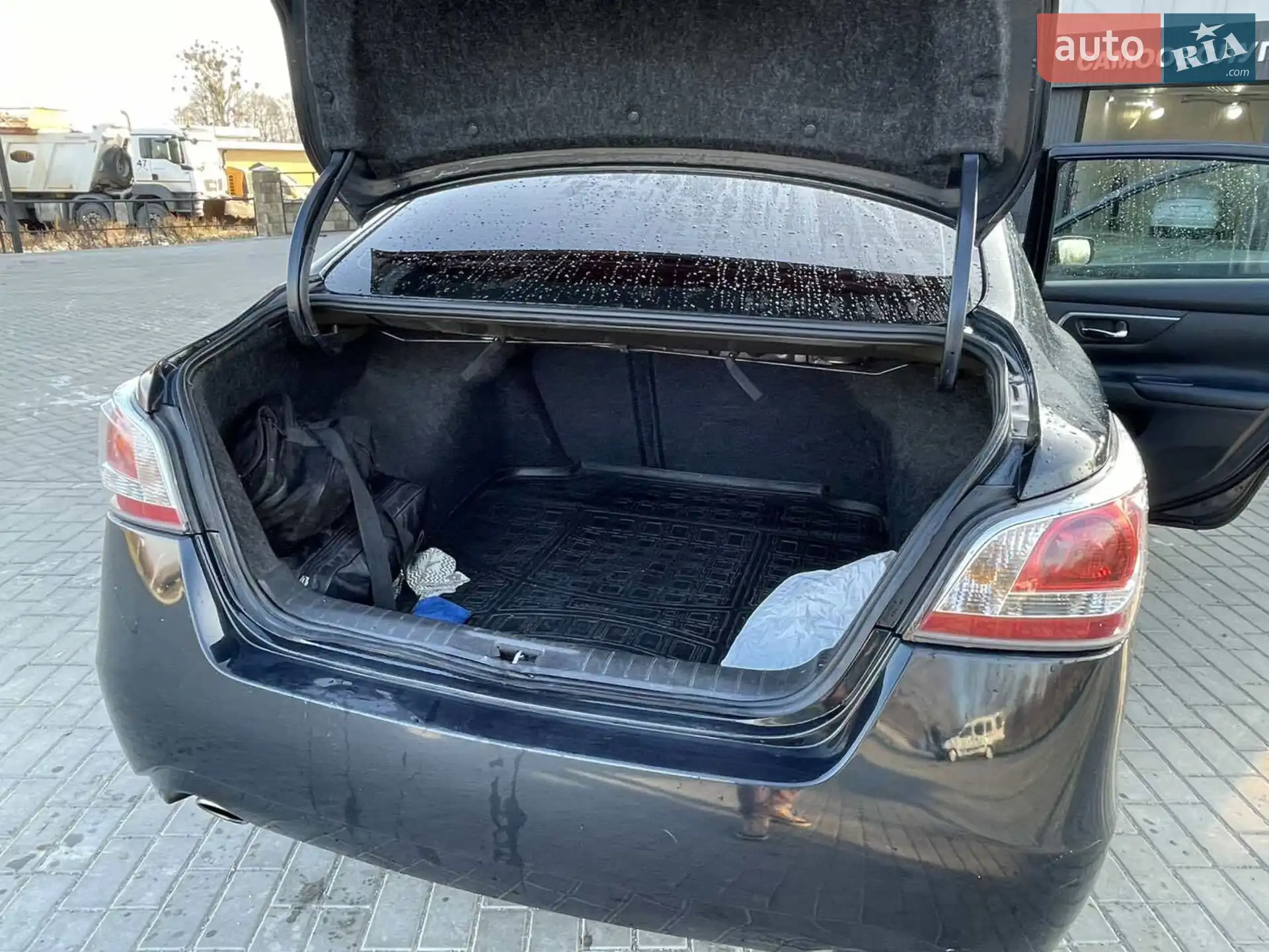 2015 Nissan Altima - мініатюра 10