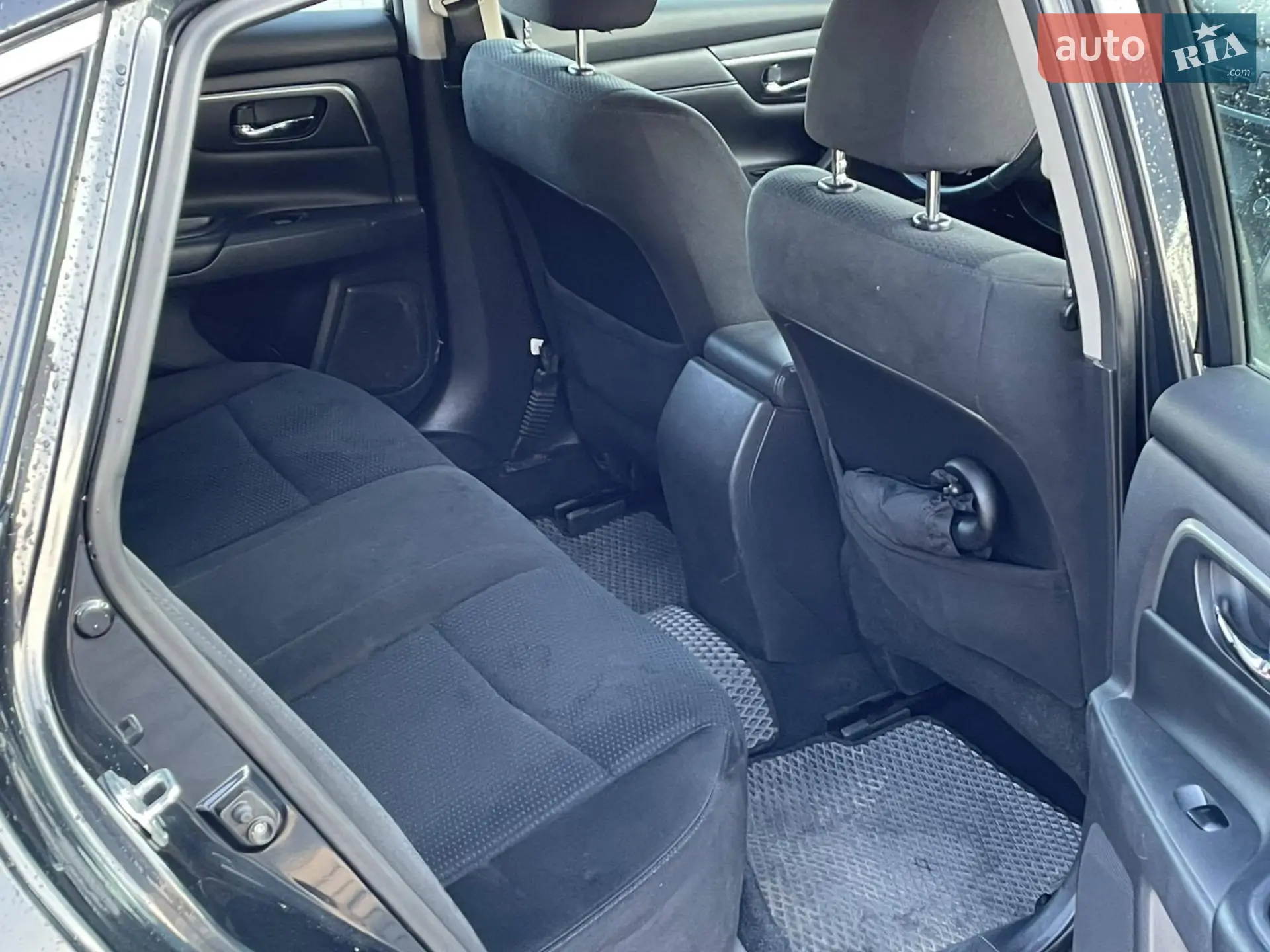 2015 Nissan Altima - мініатюра 14