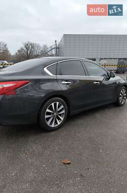 Nissan Altima 2016