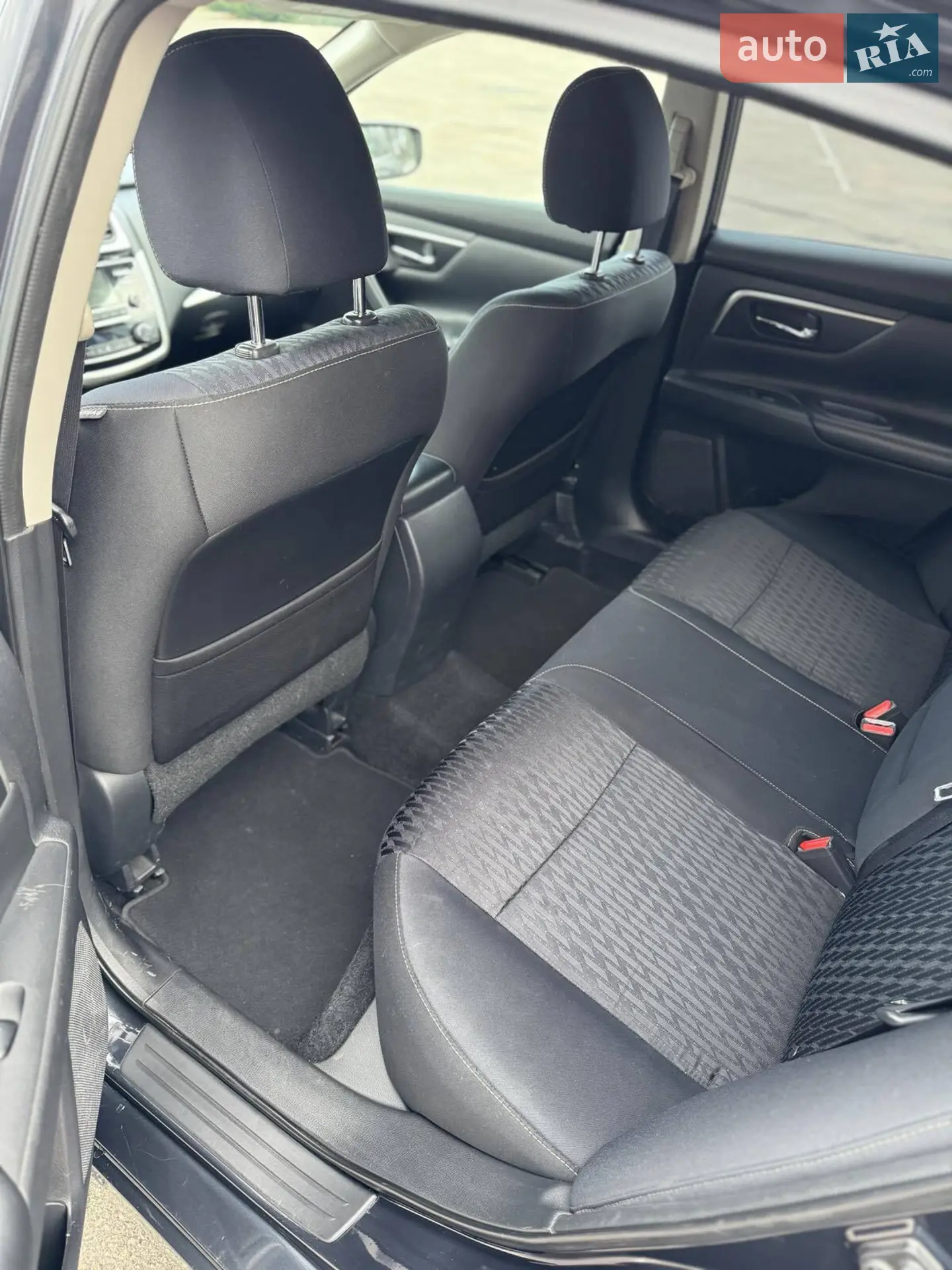 2018 Nissan Altima - мініатюра 12