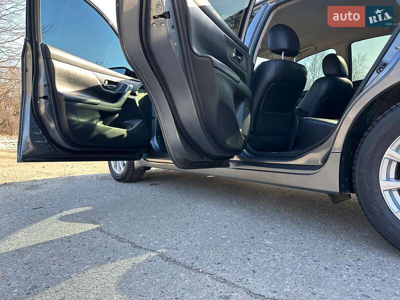 Седан Nissan Altima 2017 в Харькове