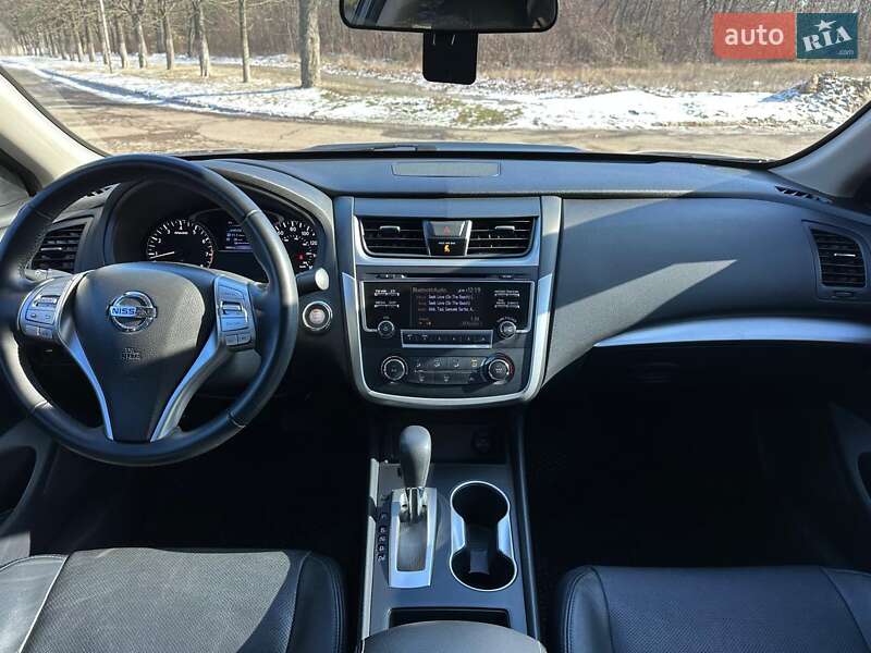 Седан Nissan Altima 2017 в Харькове