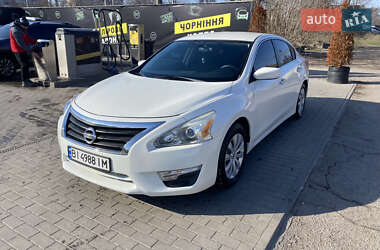 Седан Nissan Altima 2013 в Кременчуге