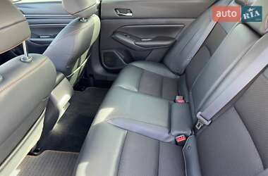 Седан Nissan Altima 2018 в 