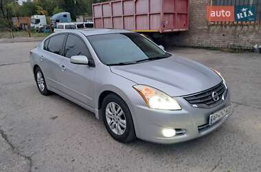 Седан Nissan Altima 2011 в Запоріжжі