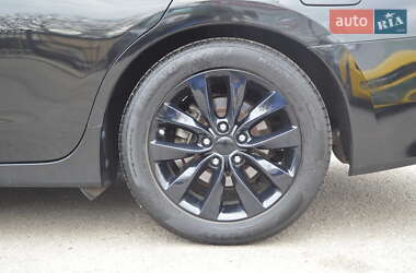 Седан Nissan Altima 2015 в 