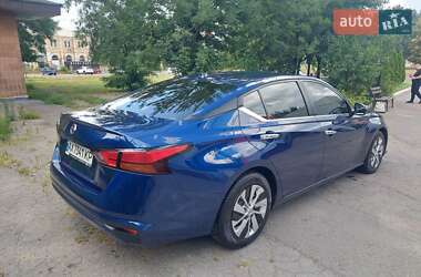Седан Nissan Altima 2020 в 