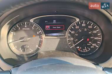 Седан Nissan Altima 2016 в 