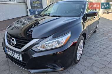 Седан Nissan Altima 2018 в Одесі