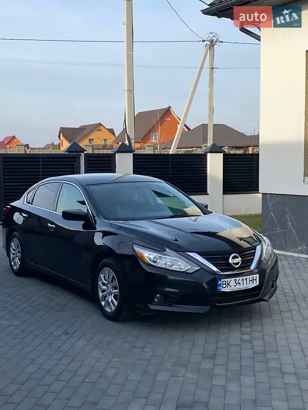 Nissan Altima
