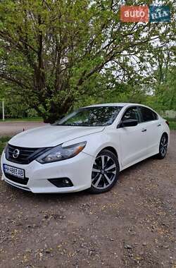 Седан Nissan Altima 2016 в Одессе