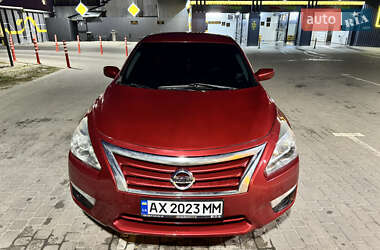 Седан Nissan Altima 2014 в Харькове