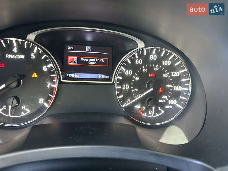 Седан Nissan Altima 2016 в Києві