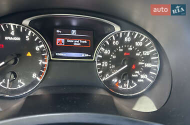 Седан Nissan Altima 2016 в 