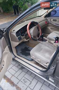 Седан Nissan Altima 2000 в 