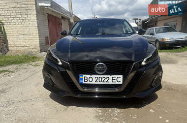 Седан Nissan Altima 2019 в 