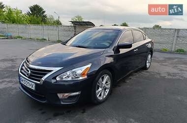 Седан Nissan Altima 2012 в Житомирі