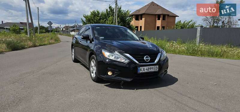 Nissan Altima 2017