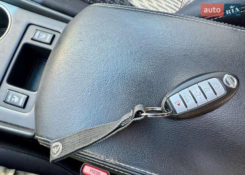 Седан Nissan Altima 2016 в Дрогобичі