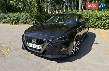Седан Nissan Altima 2019 в 