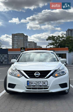 Седан Nissan Altima 2017 в Одесі
