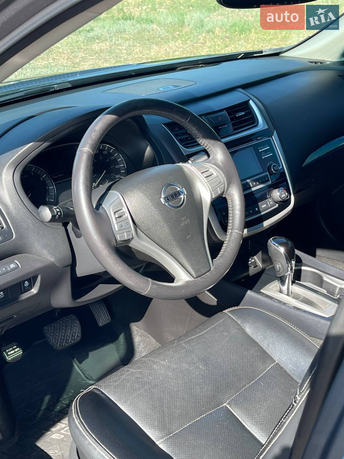 2017 Nissan Altima - мініатюра 16