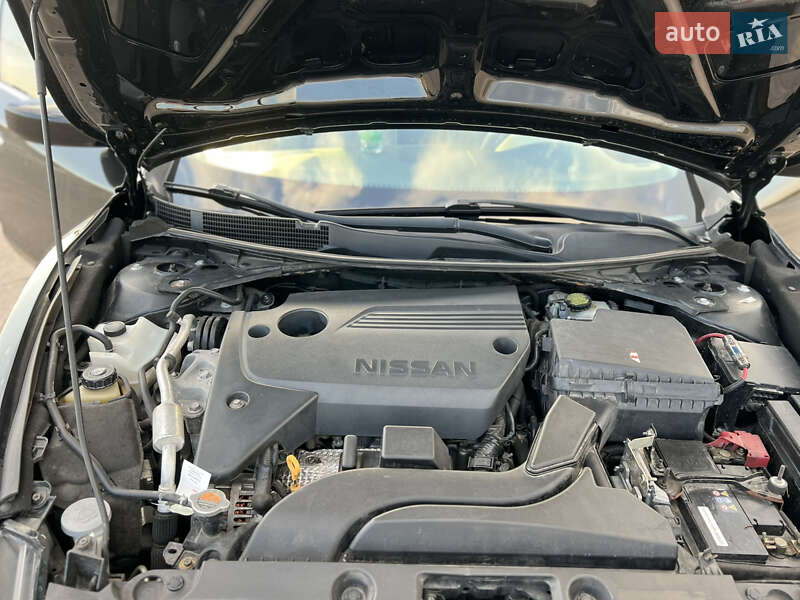 Седан Nissan Altima 2016 в Звягеле фото 24 Седан Nissan Altima 2016 в Звягеле