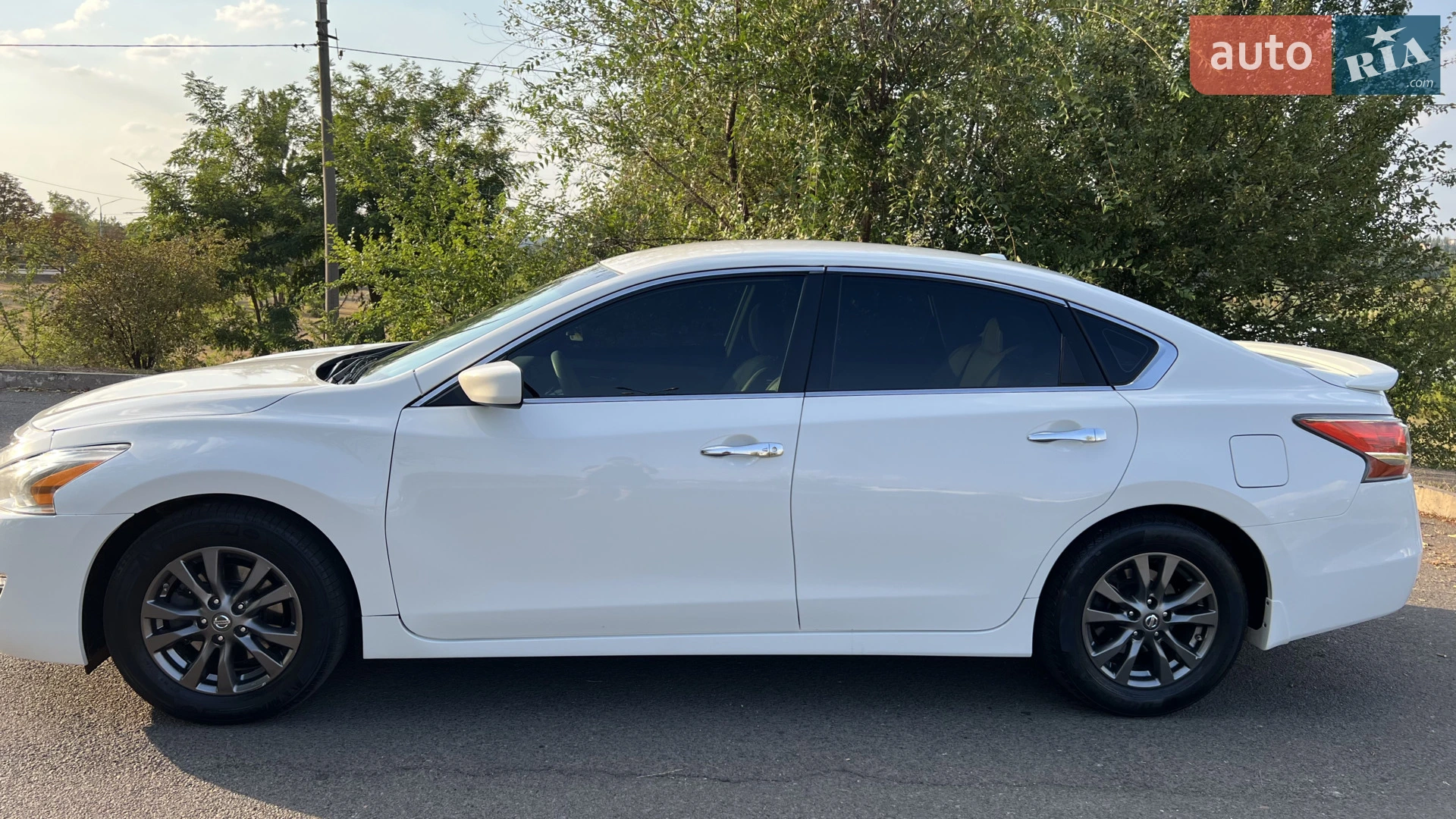 2015 Nissan Altima - мініатюра 4