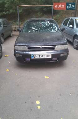 Седан Nissan Altima 1995 в Одессе
